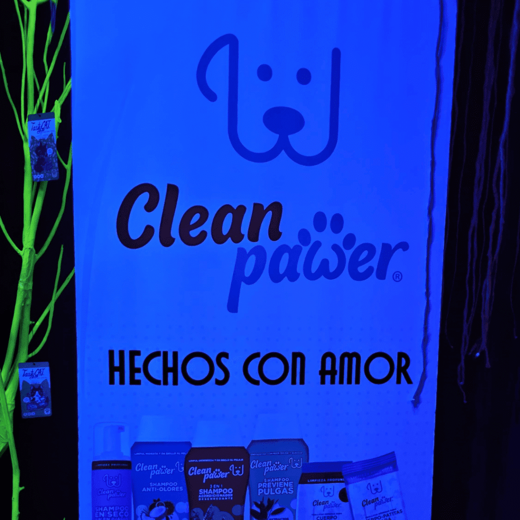 _bestfriendsmx_bestfriends_catsfriends_catsfriendsmx_sueñorama_plaza.central_pet.friendly_perros_gatos_fotos_instagram_cleanpawer